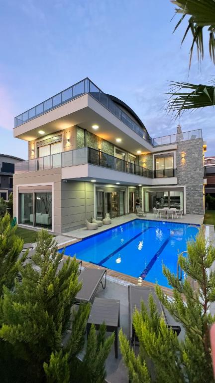 Living Dream Villa RELAX - B&B Belek