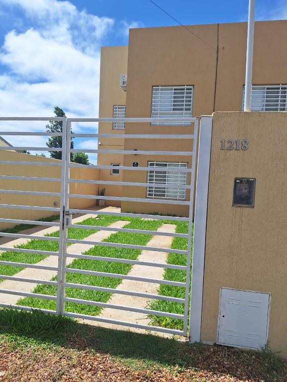Alberdi 1218 - B&B Colon