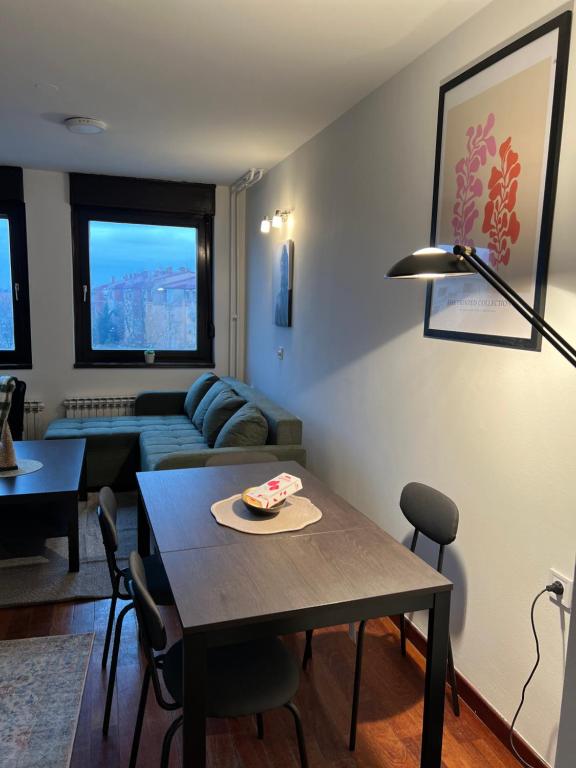 Rita Apartment-FREE PARKING&WIFI - B&B Zagreb