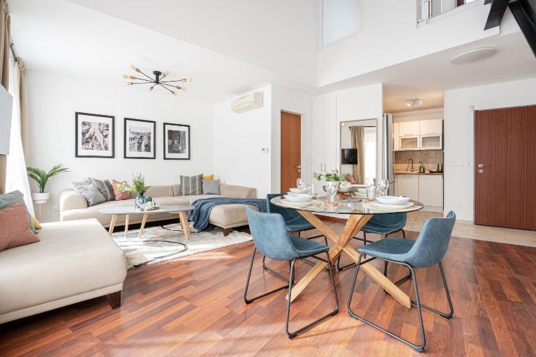 Spacious rooftop home with parliament&Danube view - Ferienwohnung Budapest