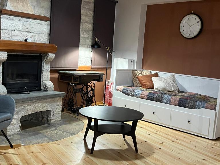 Βερβερίτσα - Bed and Breakfast Monodéndri