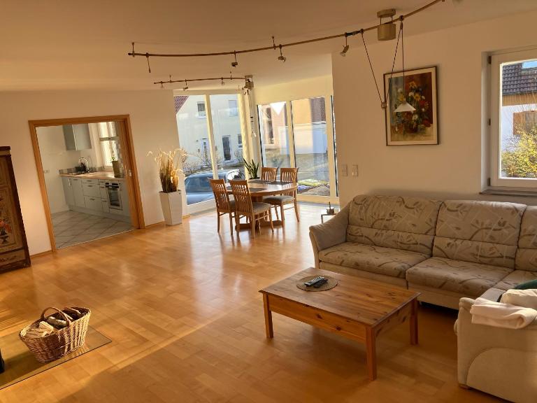 Lorena - B&B Dittelbrunn