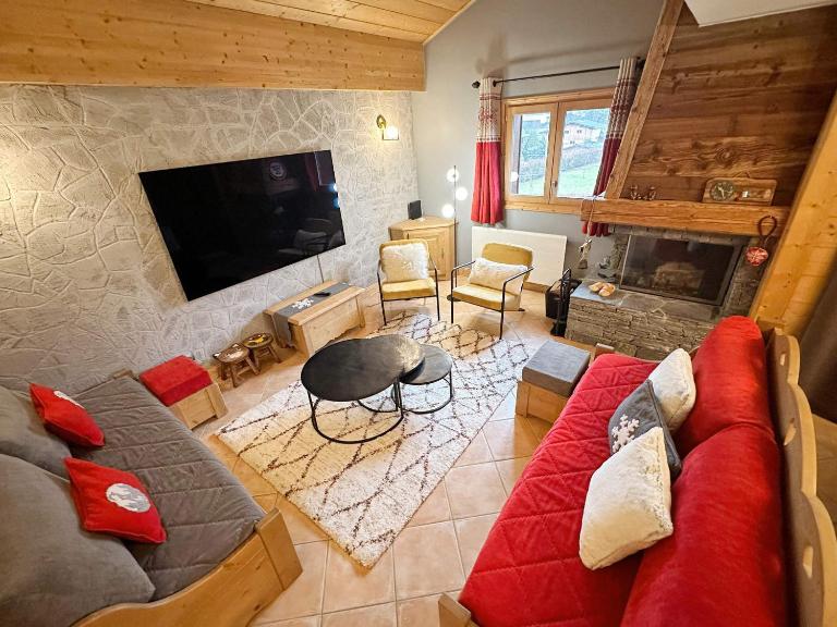 Appartement duplex spacieux avec piscine et WiFi à Samoëns - FR-1-624-9 - Ferienwohnung Samoëns