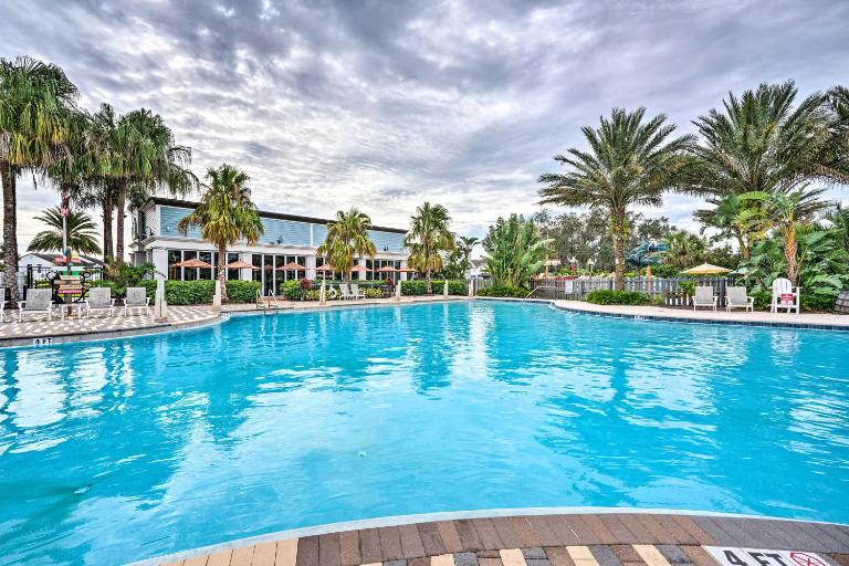 Four Corners Townhome w/ Pool Access Near Disney! - B&B Davenport