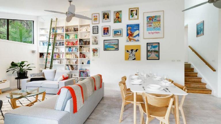 'Bouddi Bush and Bay Retreat' by HolidayCo - Bed and Breakfast Kilgra