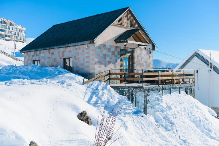 Gudauri private cottage - B&B Gudauri