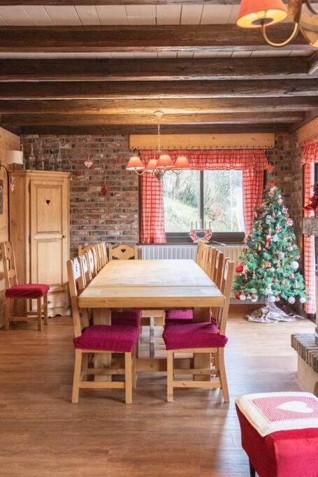 Chalet des 3 Vallées, spacious and comfortable 12p - B&B La Bresse