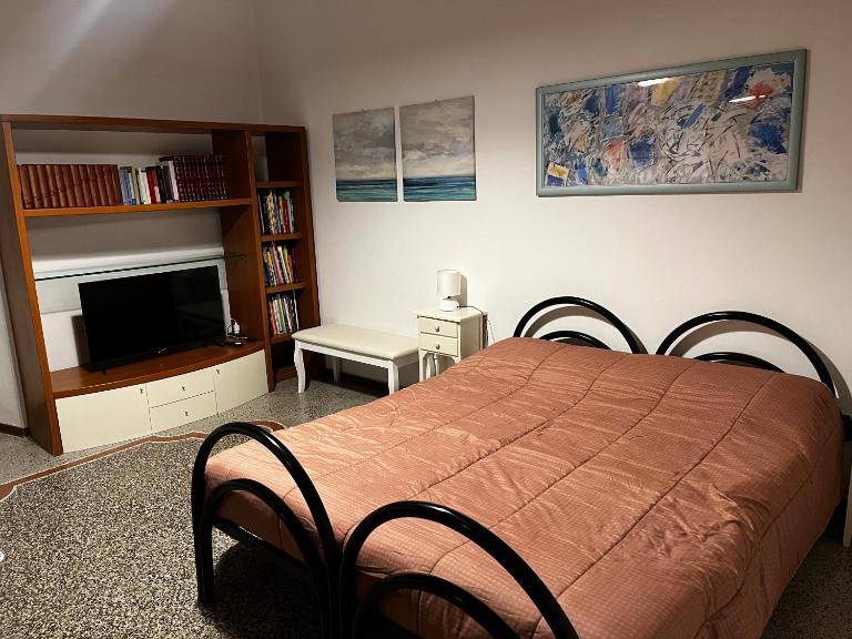 Casa ANNE vicino al centro, al mare, alla stazione - B&B Savona