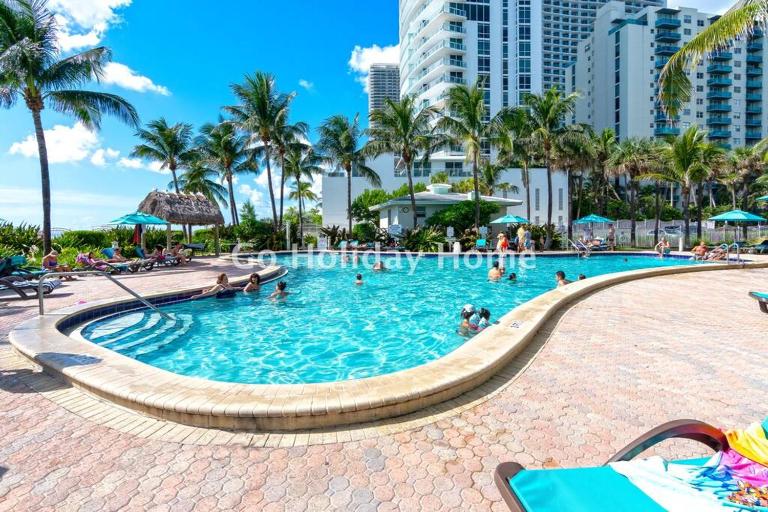 Apartment on the beach Tides Hollywood Beach 5th floor U - B&B Hollywood