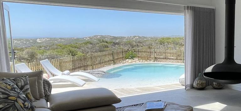 GrottoOnTheRocks - B&B Grottobaai