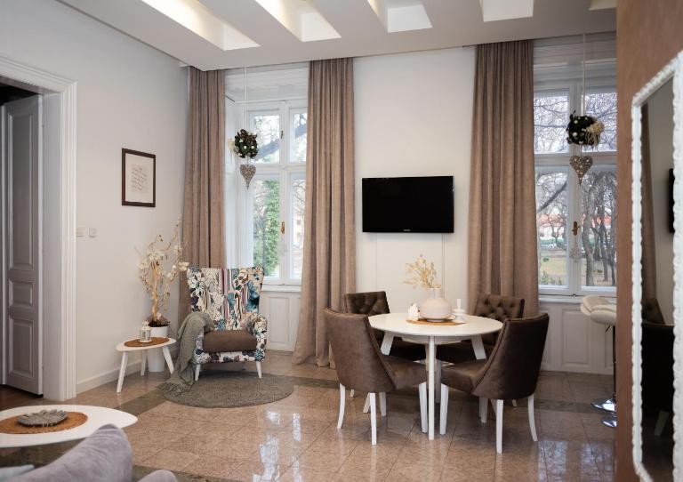 Apartment HYGGE - Chambres d'hôtes Subotica