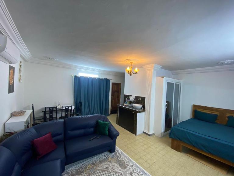 Studio moderne Rue Marsat - B&B Dakar