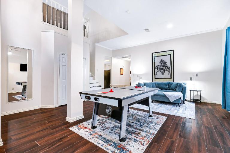 Nr Sea World Games WiFi BBQ Yard Pet Ok - Bed and Breakfast San Antonio
