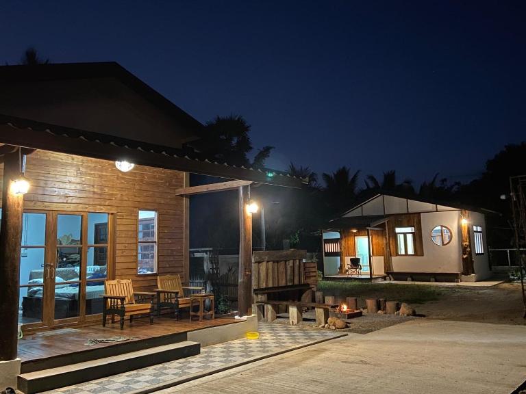 บ้านทาคายามา - B&B Ban Phae Khwang