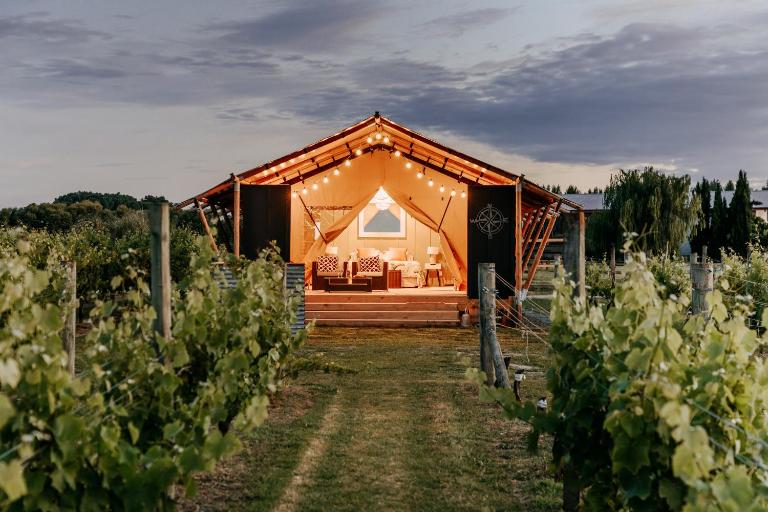 Villas & Vines Glamping - Ferienwohnung Hastings