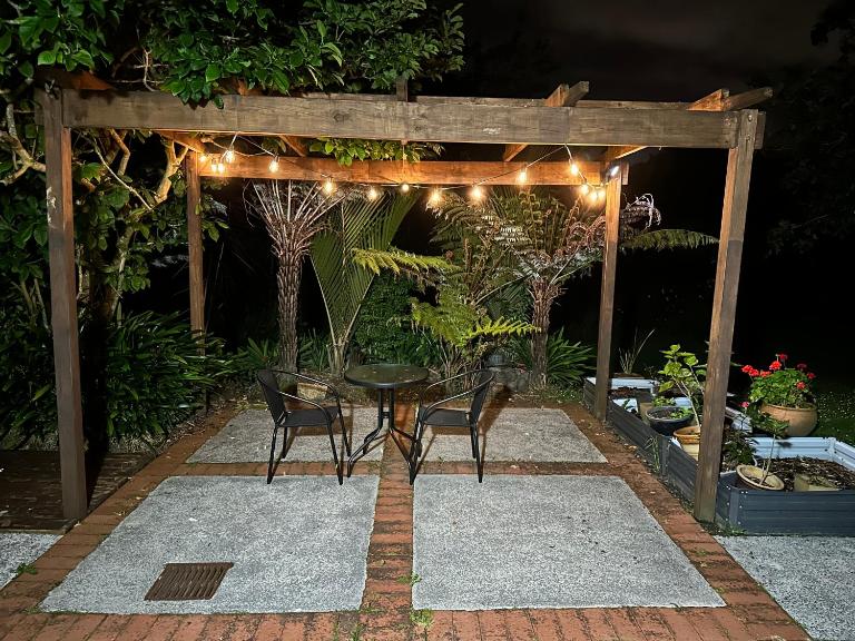 The Explorers Atelier - B&B Auckland