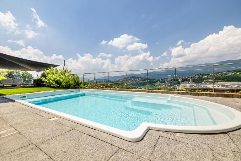 Villa Girandola with private, heated pool - B&B Lugano