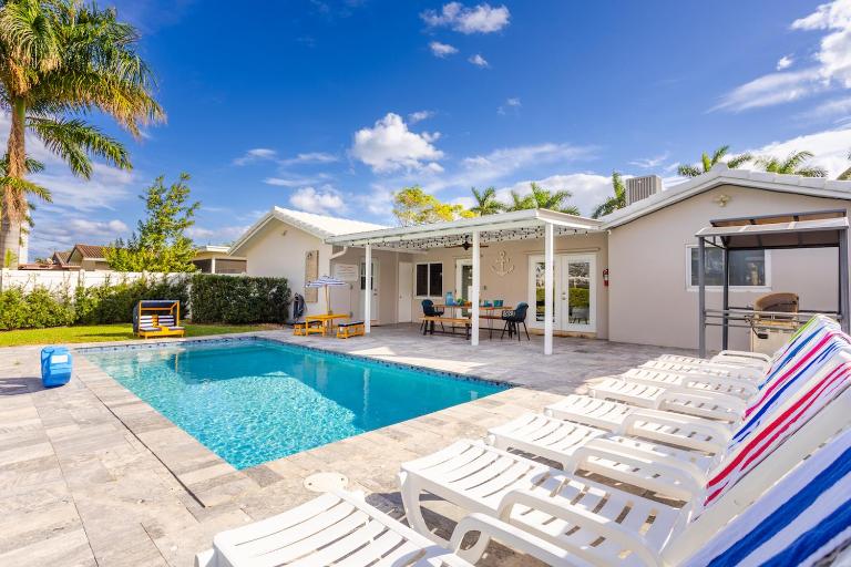 Ultimate Luxury 5BR Villa near Hollywood Beach - B&B Hollywood