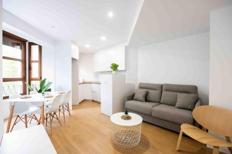 Apartamentos turísticos Plaza Sevillano , by CartagenaSpain - Chambres d'hôtes Carthagène