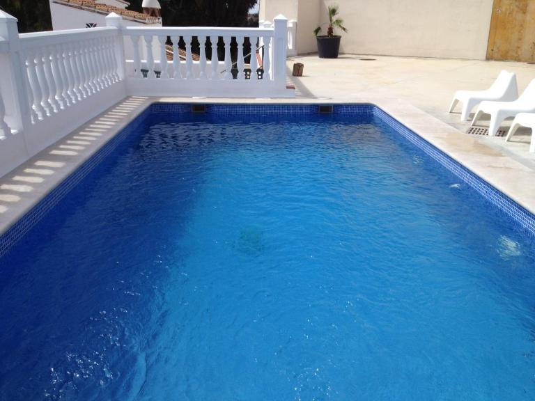 Bonito alojamiento en Malaga con piscina para teletrabajo - Bed and Breakfast Málaga