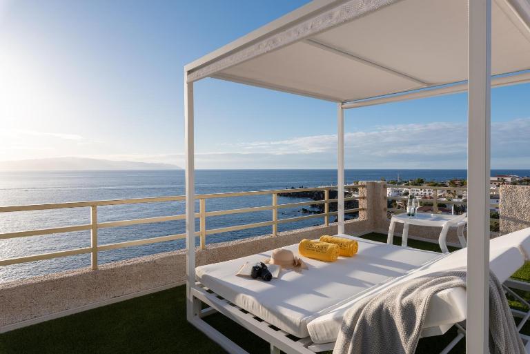 OBSIDIAN Mirador del Oceano - B&B Puerto de Santiago