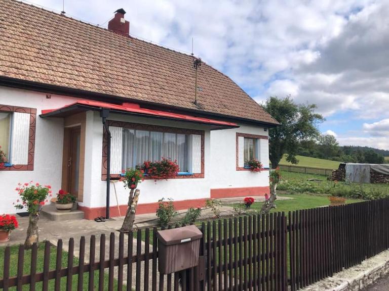 Retro - B&B Bolehošť