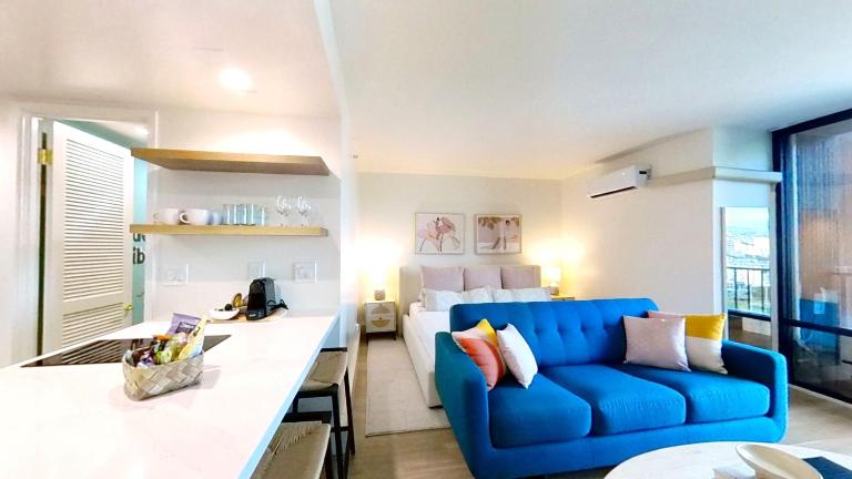 S&N Lux Suite-Free Parking-King Bed-Kitchen-WiFi - Bed and Breakfast Honolulu