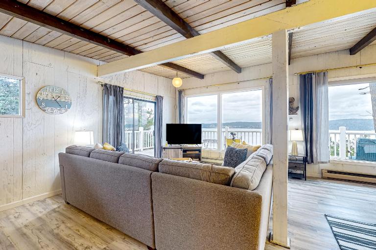Eagles' Oceanview - B&B Sequim