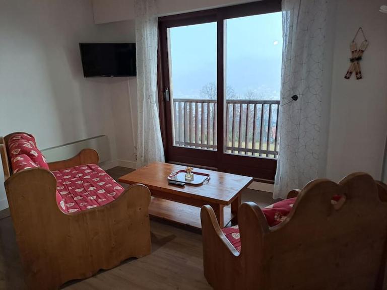 Appartement résidence Les Dryades avec vue montagne - B&B Gérardmer