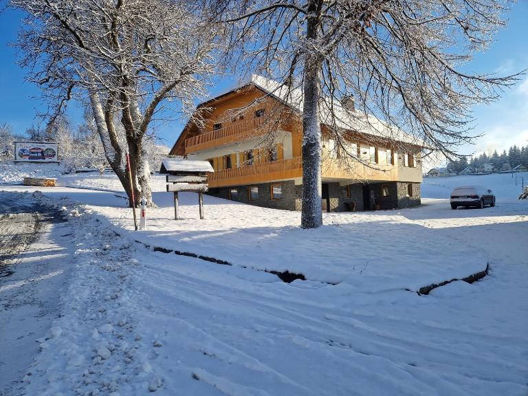 Turistična kmetija Ramšak - B&B Zrece