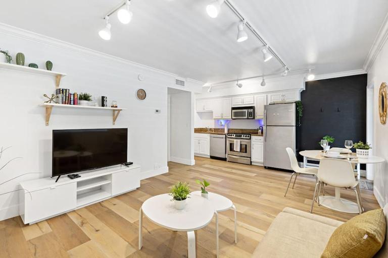 Charming Apartment near Las Olas Blvd - Ferienwohnung Fort Lauderdale