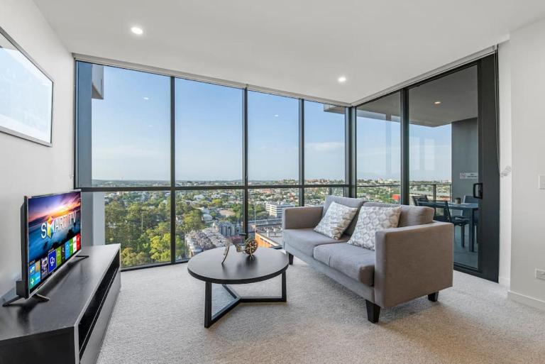 Stunning cityview 1BR Apt, 1 min to train - B&B Brisbane