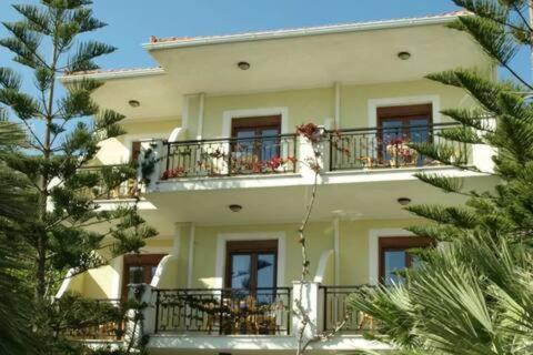 Patras Apartments Marilia and Konstantinos - Bed and Breakfast Poseidónion