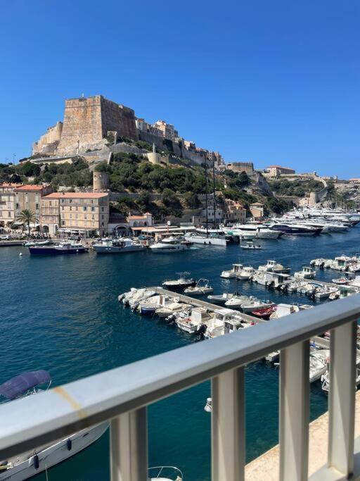 Sur le port face à la citadelle - Ferienwohnung Bonifacio