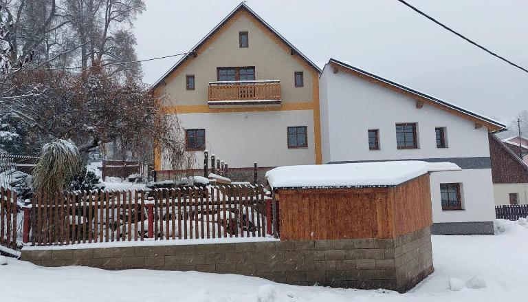 Chalupa a apartmány Marika - B&B Černý Důl