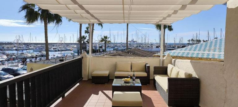 Apartamento Puerto Marina - Bed and Breakfast Benalmádena
