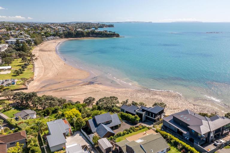 The Hidden Clifftop Gem - Ocean Views - Clifftop - Walk to Beach - Quiet Escape - B&B Auckland