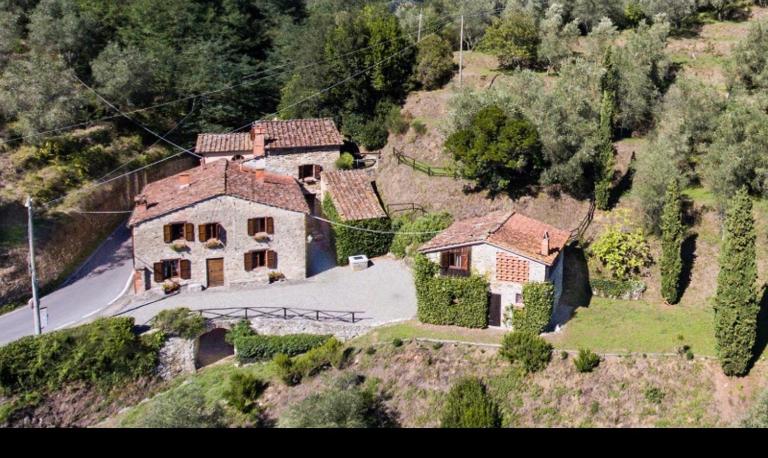 Casa rurale Colleccio - Oak Hills Modern Tuscany house in a Sustainable 1200s Hamlet - Treehouse terrace - Chambres d'hôtes Fibbialla