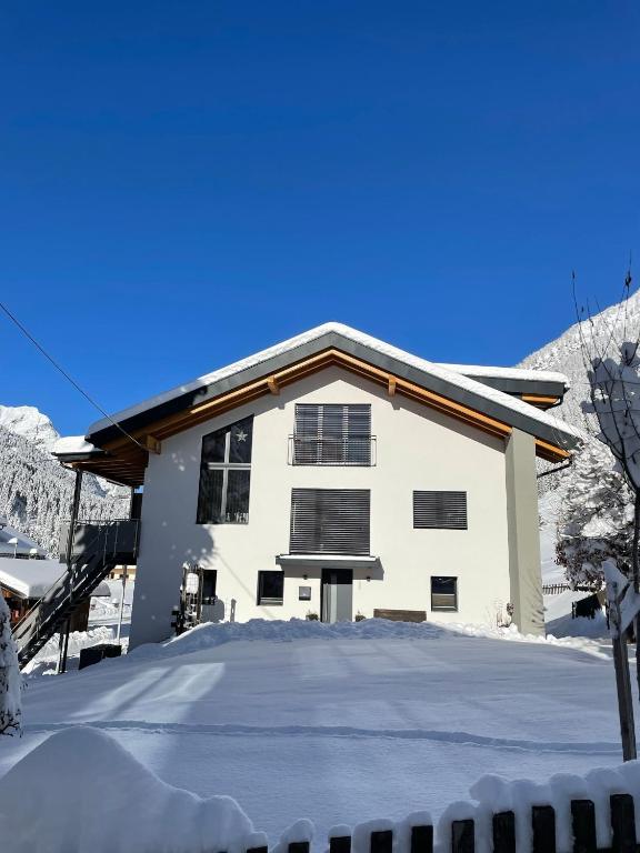 Apart Luibisblick - Chambres d'hôtes Sankt Leonhard im Pitztal