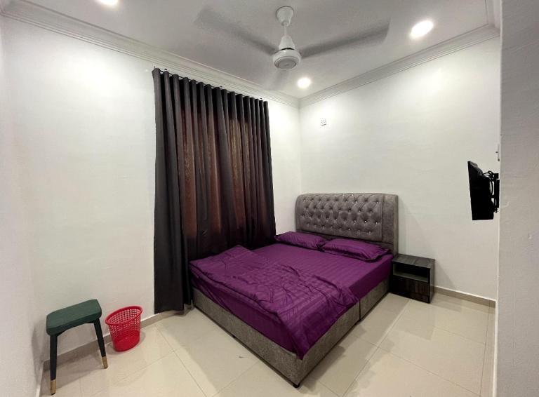 Qiu's Event House Std Double Room - B&B Kuala Berang
