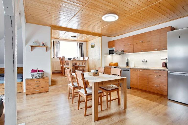 APARTMÁN U MAXÍKŮ - Bed and Breakfast Černý Důl