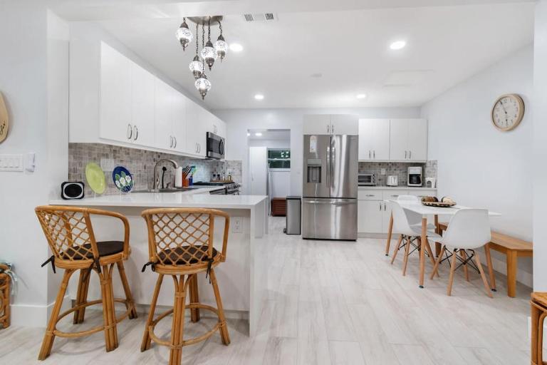 Summer By The Sea 2 - B&B Pompano Beach
