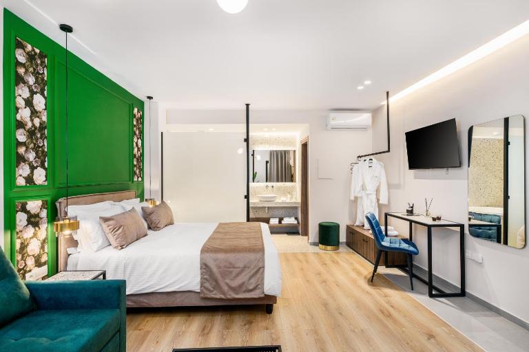 Princess of Axos Luxury Suites - B&B Axós