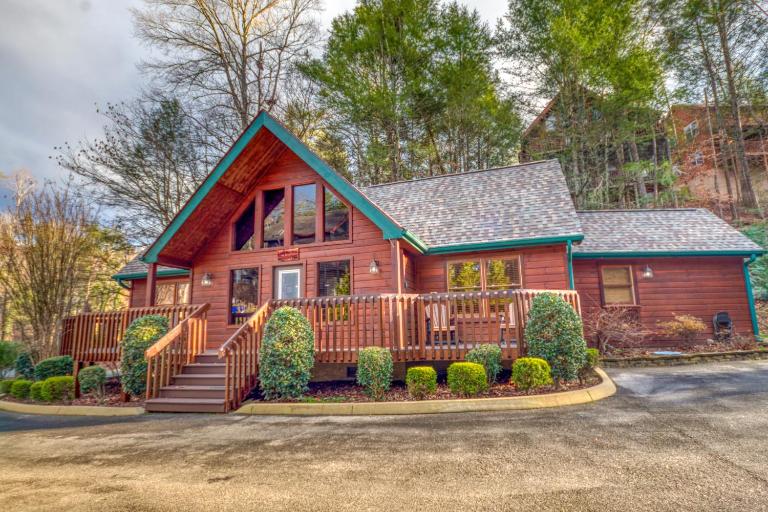 Long Overdue - B&B Pigeon Forge