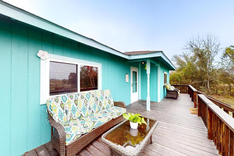 Countryside Charmer w/ Fire Pit in Washington! - B&B Washington