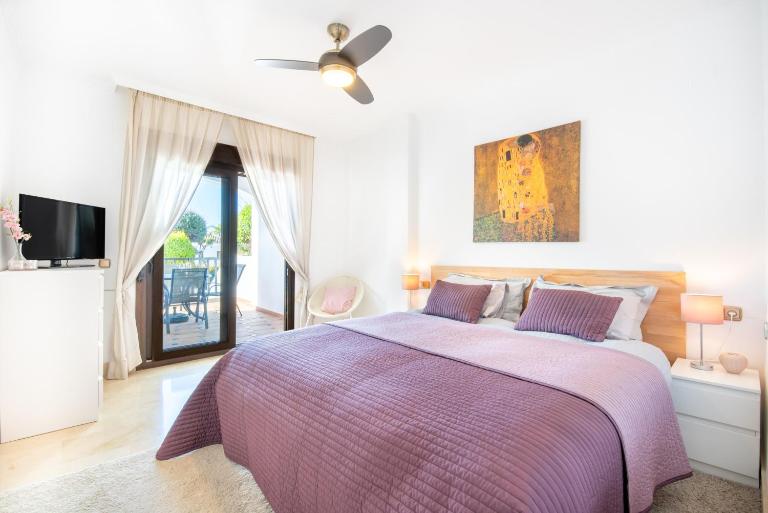 Finca San Antonio - Apartment with pool views near Mijas Pueblo - B&B Mijas