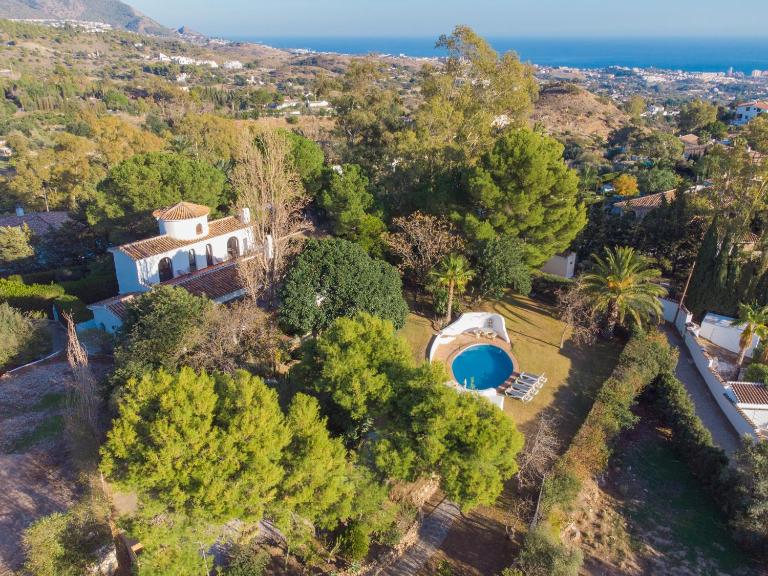 Authentic Andalusian Villa El Toril near Mijas Pueblo, Heated Pool, Sea Views - B&B Mijas