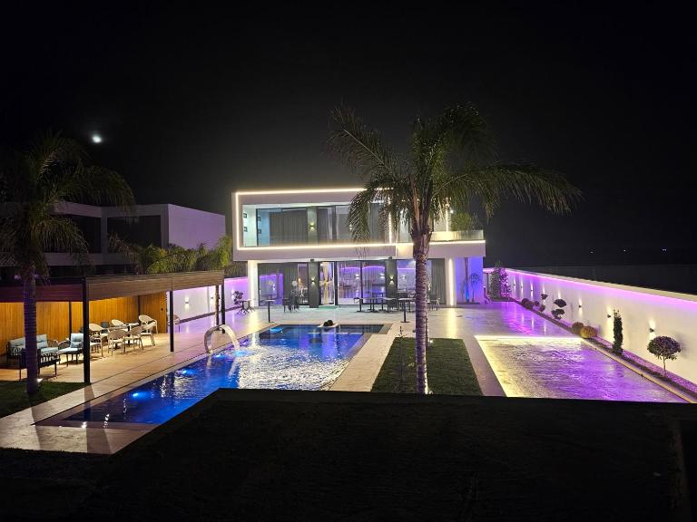 Alfa Villa - Bed and Breakfast Rrushkull