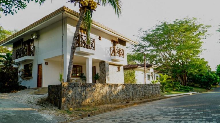 Casa tropical - Fabulous tropical house - Bed and Breakfast Tamarindo