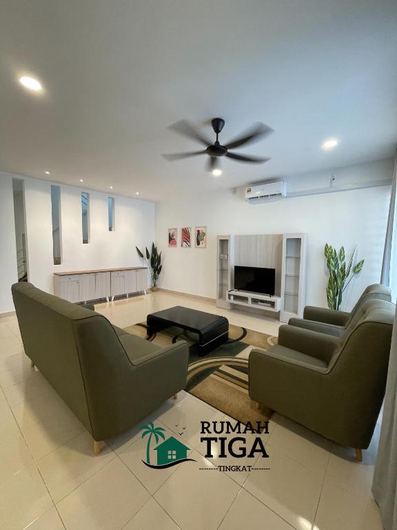 Rumah Tiga Tingkat 6BR4B Full Home SPACIOUS Kuantan - Ferienwohnung Kuantan